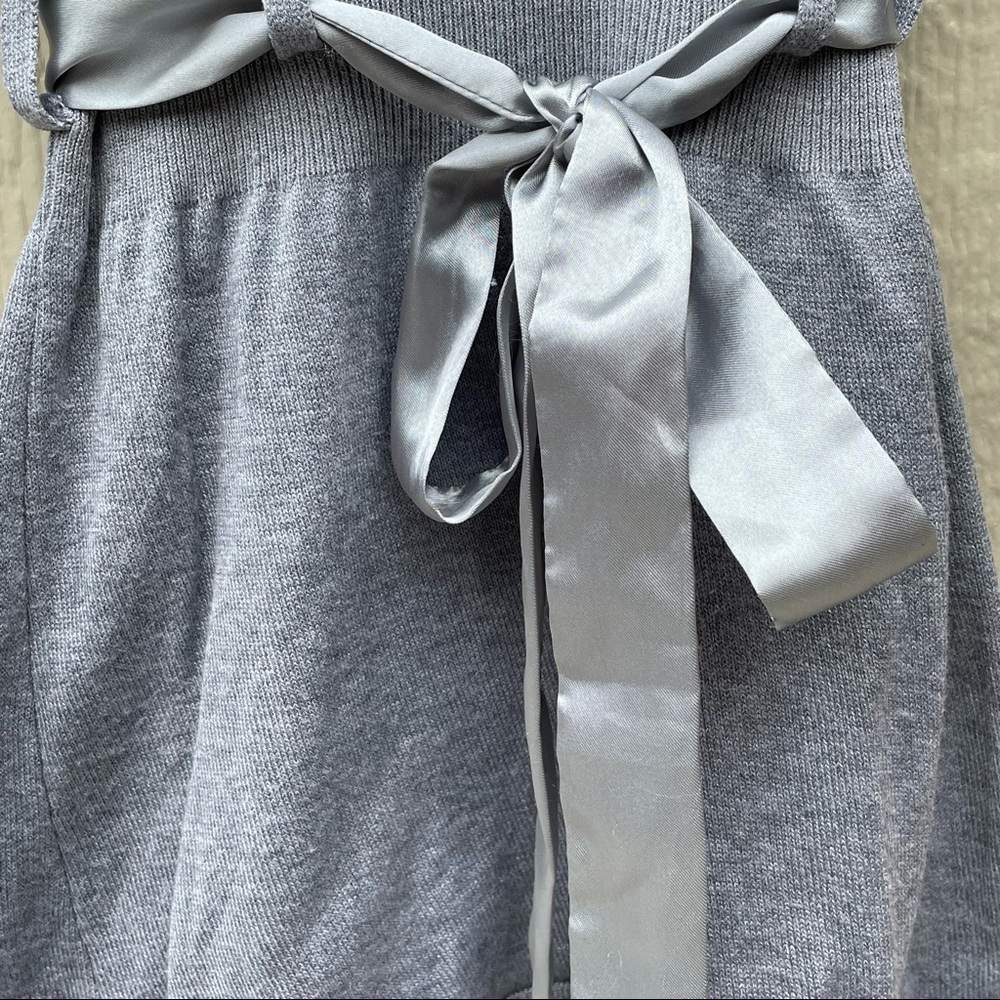 Sele | Vintage Gray V-neck Waist Ribbon Tie Blouse Top - Picture 4 of 9